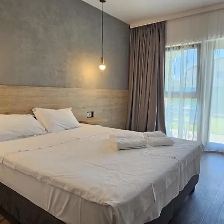 Luna Guest house *